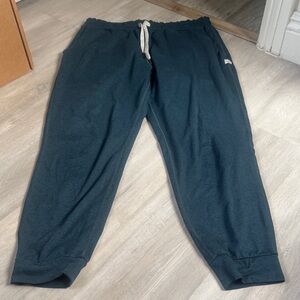 Vuori blue green  Joggers size medium